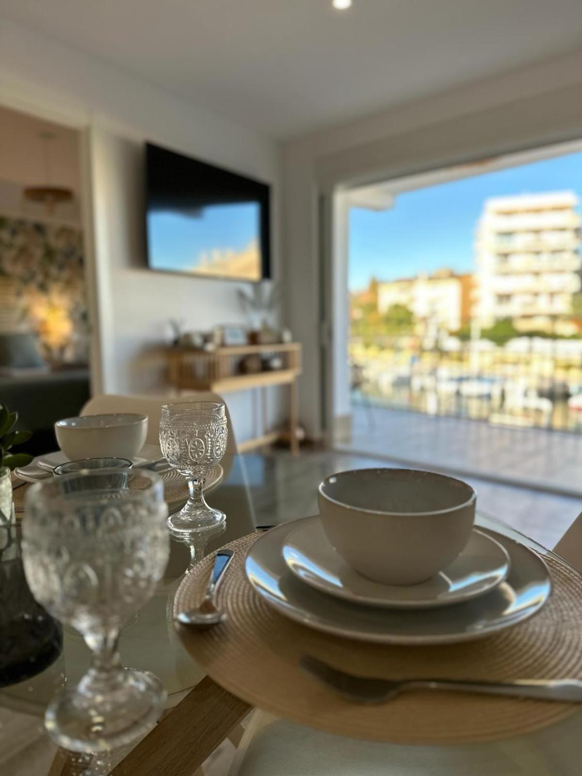 Waterfront 3 Bed Apartment, 90M From The Beach Platja de Larenal Eksteriør billede
